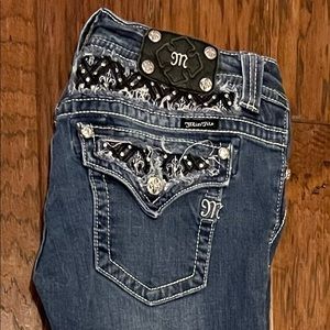 Womens Miss Me Bootcut jeans, like new. Only worn once or twice.